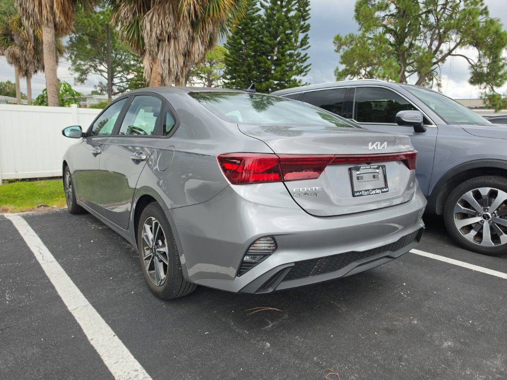 Certified 2023 Kia Forte LXS FWD image 11