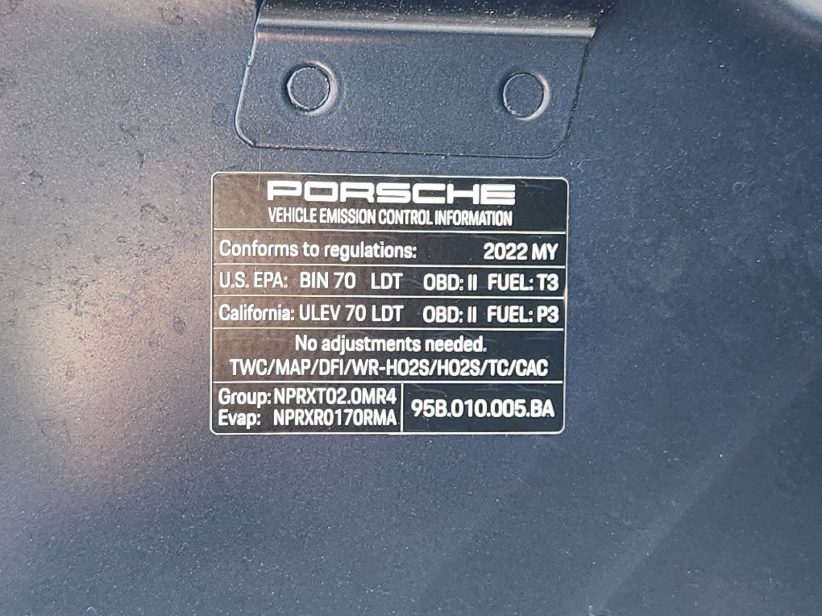 Used 2022 Porsche Macan AWD/4WD image 26