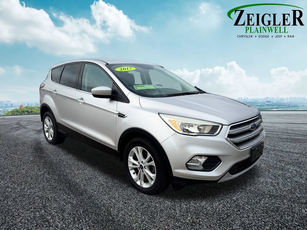 Used 2017 Ford Escape SE FWD image 7