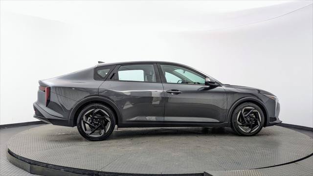 Used 2025 Kia K4 EX FWD image 9