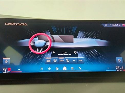 Used 2025 BMW X3 xDrive30i w/ Premium Package image 45