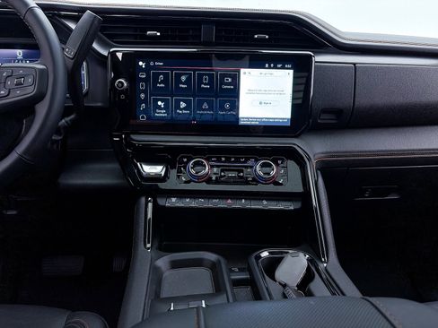 Used 2024 GMC Sierra 2500 AT4 w/ AT4 Premium Plus Package image 14