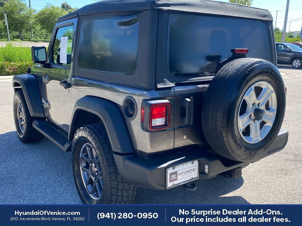 Used 2018 Jeep Wrangler Sport AWD/4WD image 10