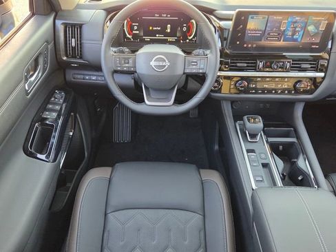 New 2026 Nissan Pathfinder Platinum w/ Cargo Package FWD image 7