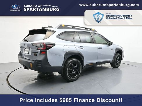 Used 2022 Subaru Outback Wilderness w/ Wilderness Package image 7