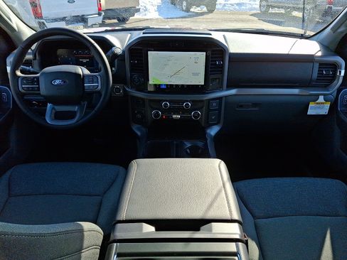 New 2025 Ford F150 XLT w/ Equipment Group 302A MID image 10