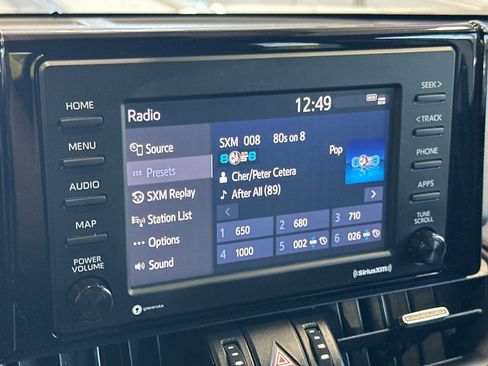 Used 2021 Toyota RAV4 XLE Premium image 18