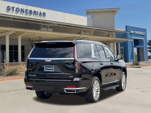 Used 2023 Cadillac Escalade Premium Luxury RWD image 5