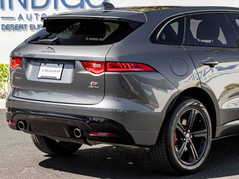 Used 2017 Jaguar F-PACE S AWD/4WD image 7
