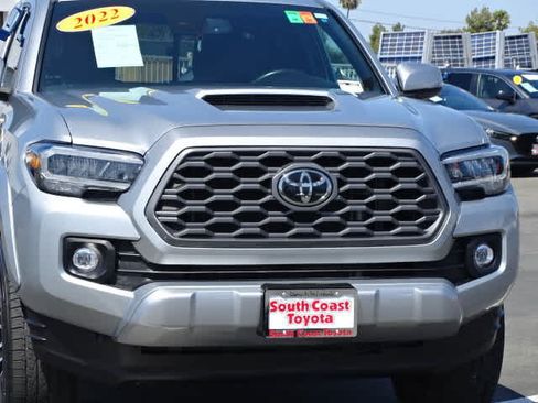 Certified 2022 Toyota Tacoma TRD Sport w/ TRD Premium Sport Package RWD image 4