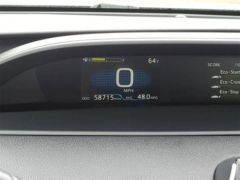 Used 2022 Toyota Prius L Eco image 30