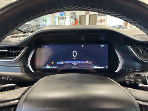 Used 2021 Jeep Grand Cherokee L Overland w/ Luxury Tech Group IV image 22