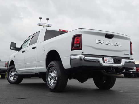 Used 2025 RAM 2500 Tradesman AWD/4WD image 11