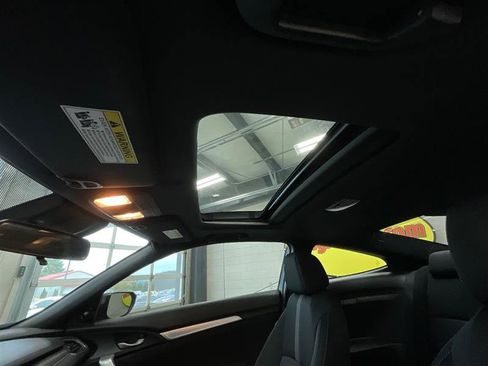Used 2019 Honda Civic EX image 19