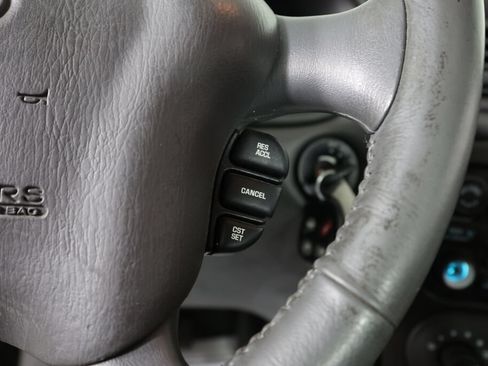 Used 2002 Oldsmobile Alero GL w/ Sun & Sound Pkg FWD image 33