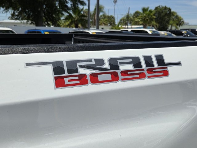 Used 2026 Chevrolet Silverado 1500 LT Trail Boss w/ Convenience Package II AWD/4WD image 13
