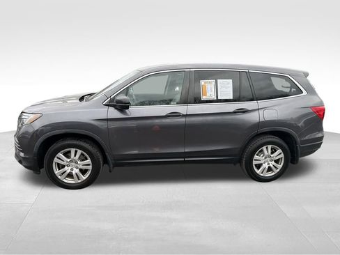 Used 2018 Honda Pilot LX image 3