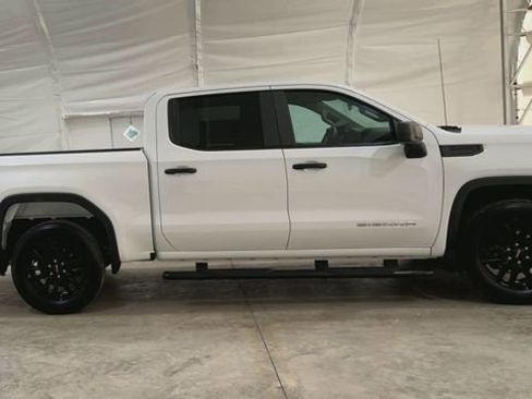 Used 2024 GMC Sierra 1500 Pro w/ Graphite Edition AWD/4WD image 5