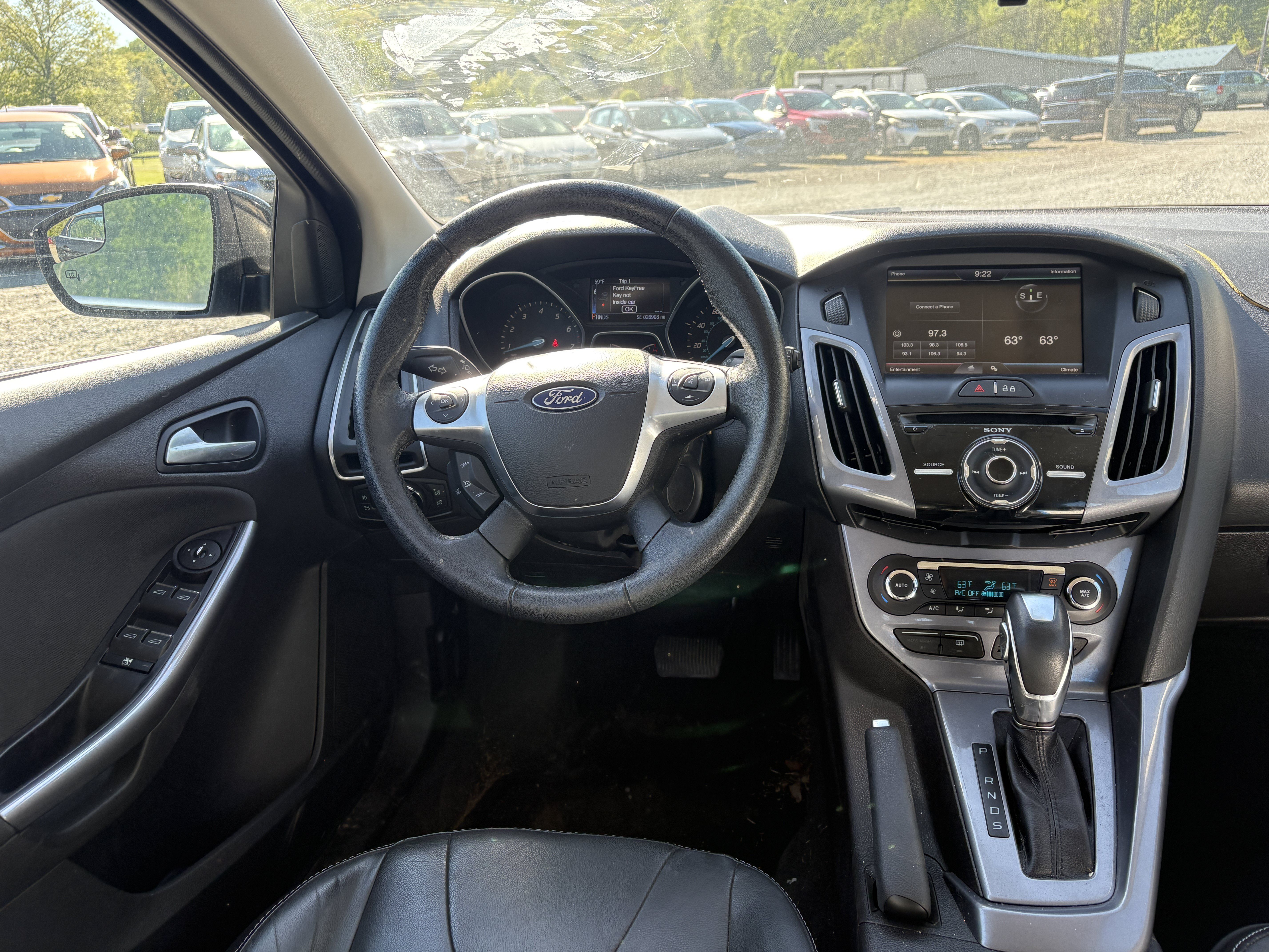 Used 2014 Ford Focus Titanium FWD image 6