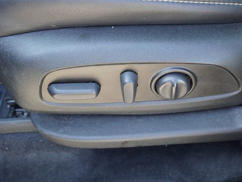 Certified 2023 Chevrolet Traverse LT w/ LT Premium Package image 25