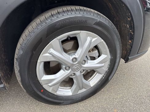 Certified 2025 Honda HR-V LX image 12