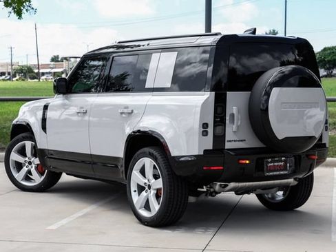New 2026 Land Rover Defender 110 X AWD/4WD image 13