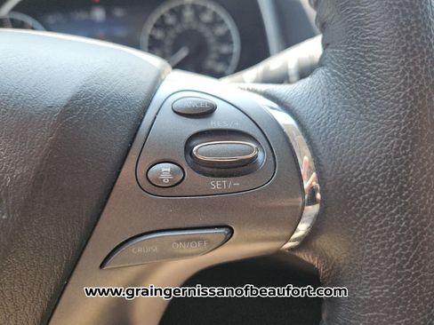 Used 2021 Nissan Murano SL FWD image 13