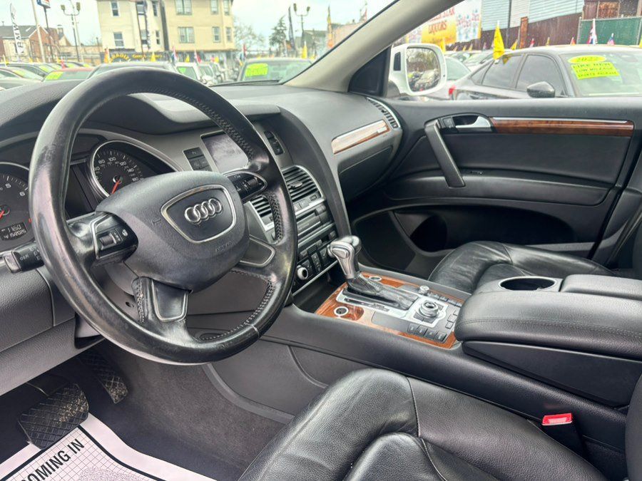Used 2015 Audi Q7 3.0T Premium w/ Technology Package AWD/4WD image 19