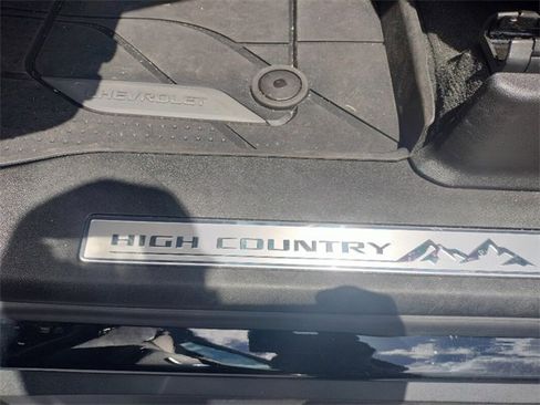Used 2024 Chevrolet Tahoe High Country image 12