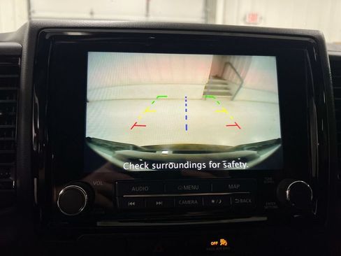 Used 2022 Nissan Frontier PRO-4X w/ Technology Package AWD/4WD image 16