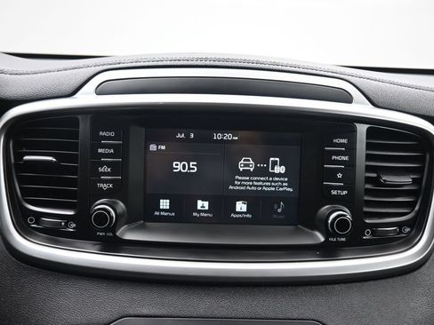 Used 2019 Kia Sorento S AWD/4WD image 16