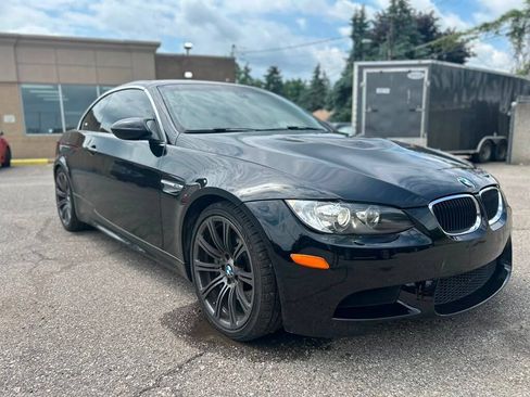 Used 2011 BMW M3 Convertible RWD image 3