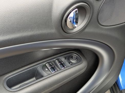 Used 2014 MINI Cooper Countryman S image 11