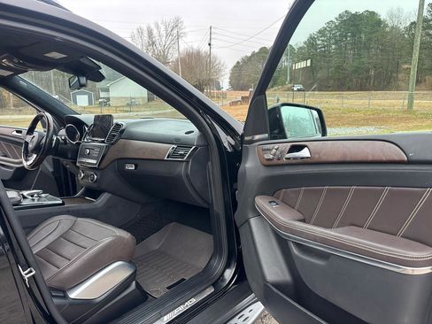 Used 2018 Mercedes-Benz GLS 63 AMG 4MATIC image 25