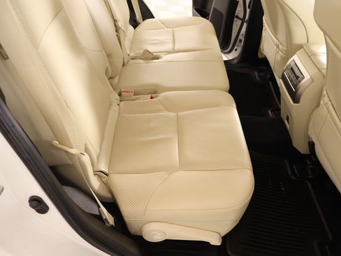 Used 2020 Lexus GX 460 Luxury w/ Off Road Package AWD/4WD image 16