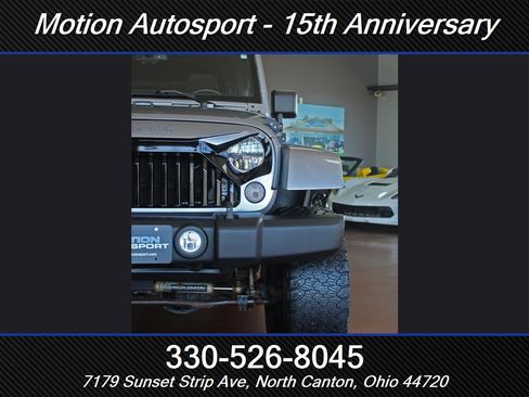 Used 2014 Jeep Wrangler Unlimited Sahara w/ Max Tow Package AWD/4WD image 5