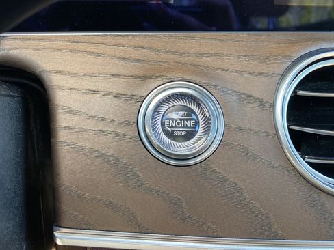 Used 2022 Mercedes-Benz E 450 E 450 w/ Driver Assistance Package image 37