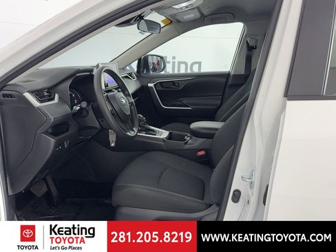 Certified 2025 Toyota RAV4 LE image 16