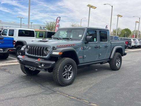 New 2026 Jeep Gladiator Mojave w/ Technology Group AWD/4WD image 2