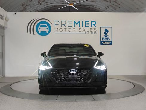 Used 2021 Hyundai Sonata Limited FWD image 17