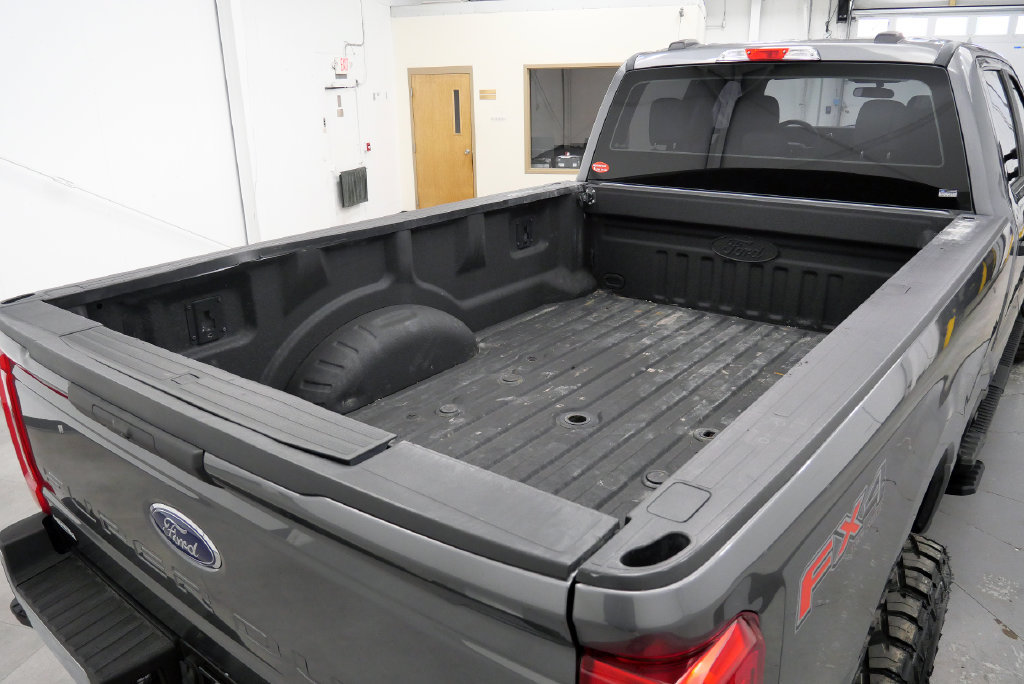 Used 2023 Ford F250 XL w/ XL Driver Assist Package AWD/4WD image 39