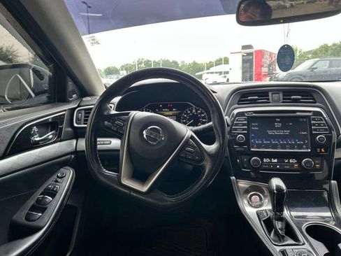 Used 2018 Nissan Maxima 3.5 SL FWD image 19