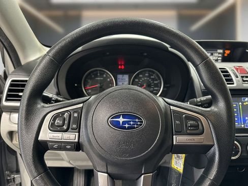 Used 2018 Subaru Forester 2.5i Premium w/ Protection Package #1 AWD/4WD image 22