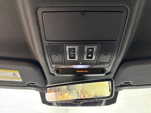 Used 2022 Land Rover Defender 110 XS Edition image 12