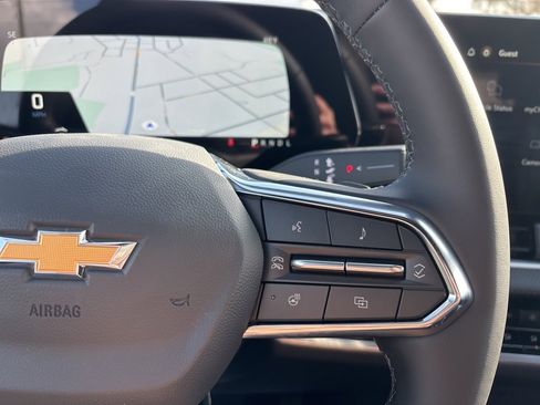 New 2026 Chevrolet Equinox LT image 14