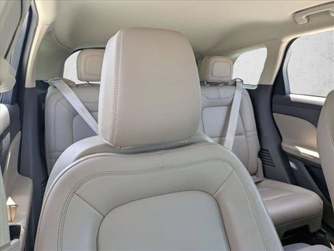 Used 2023 Lincoln Corsair FWD image 14