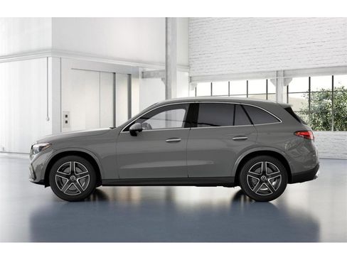 New 2026 Mercedes-Benz GLC 300 4MATIC image 34
