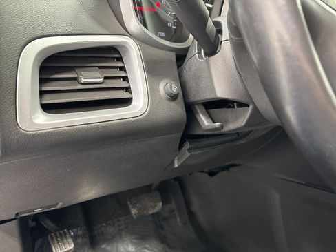 Used 2017 Chevrolet Equinox LT w/ Convenience Package image 20