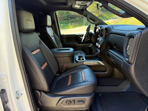 Used 2022 GMC Sierra 2500 AT4 w/ AT4 Preferred Package image 22