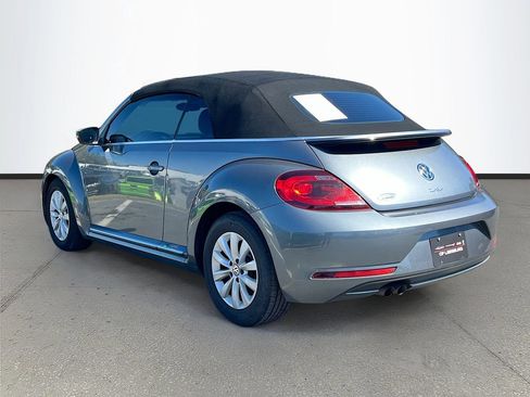 Used 2018 Volkswagen Beetle 2.0T S image 5